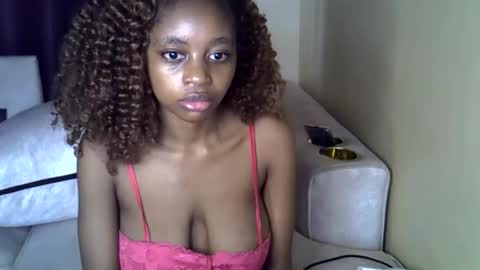 Snapshot of sexy_short chatting on 06/01/26, 05:42 Janet online show from 06/01/26, 05:42