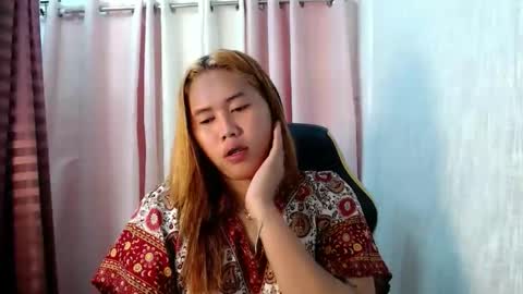 SOFIE  The woman who lives in the province online show from 06/11/26, 03:32