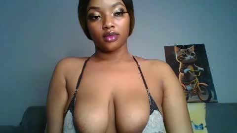 sexy sweetcandy online show from 03/10/25, 12:04