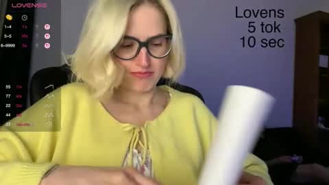 Sexy-Sweets online show from 10/22/25, 07:46