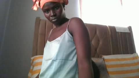 Snapshot of sexy_veena chatting on 06/30/26, 06:03 sexy_veena online show from 06/30/26, 06:03