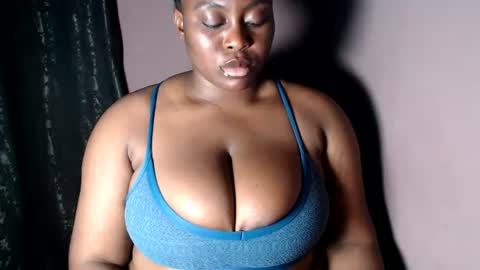 Snapshot of sexy_wet_ria chatting on 06/20/26, 06:44 ria online show from 06/20/26, 06:44