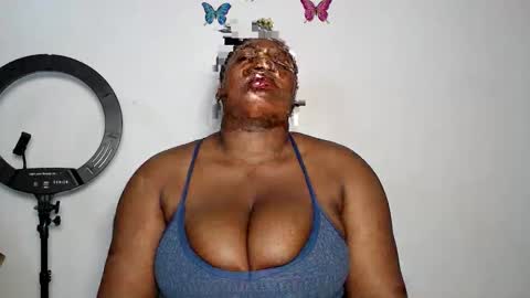 Luna online show from 03/06/26, 10:17