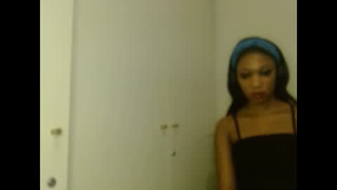 Snapshot of sexyalender02 chatting on 01/19/25, 04:14 sexyalender02 online show from 01/19/25, 04:14