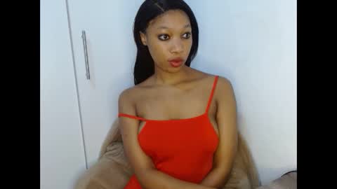 Snapshot of sexyalender02 chatting on 11/17/25, 05:30 sexyalender02 online show from 11/17/25, 05:30