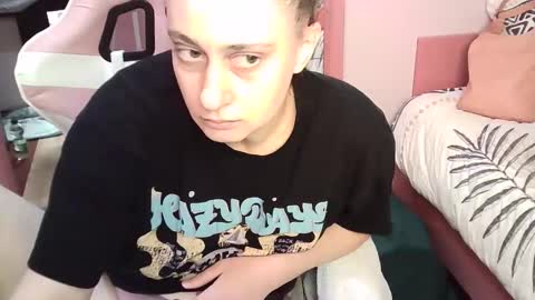 Amanda online show from 12/25/24, 11:33