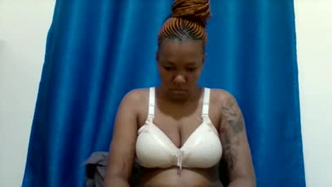 sexyapple2002 online show from 04/09/26, 03:06