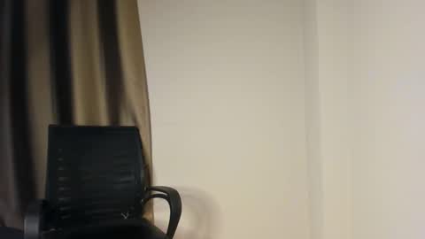 Snapshot of sexyaru chatting on 10/23/25, 11:31 Aru online show from 10/23/25, 11:31