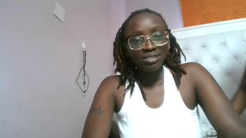 Snapshot of sexyary chatting on 06/19/26, 10:19 sexyary online show from 06/19/26, 10:19