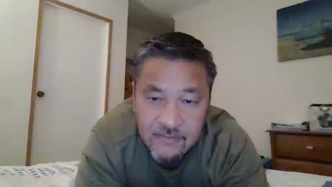 Dee online show from 02/11/25, 08:05