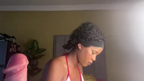 sexyasszeeee online show from 01/06/26, 04:43