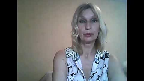 Snapshot of sexybabyforyou chatting on 05/20/26, 12:44 sexybabyforyou online show from 05/20/26, 12:44