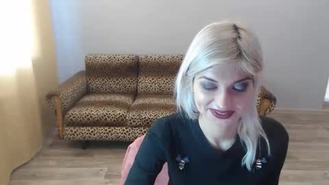 Snapshot of sexybeatriice chatting on 01/05/25, 07:17 sexybeatriice online show from 01/05/25, 07:17