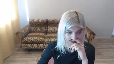 Snapshot of sexybeatriice chatting on 01/05/25, 10:43 sexybeatriice online show from 01/05/25, 10:43