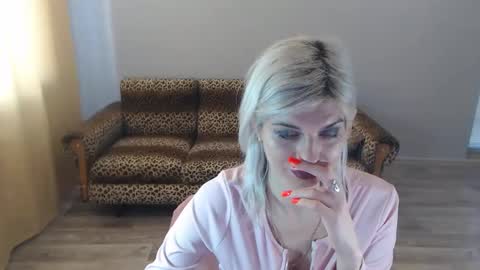 Snapshot of sexybeatriice chatting on 01/12/25, 11:28 sexybeatriice online show from 01/12/25, 11:28