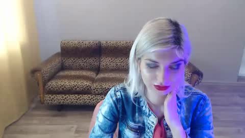 Snapshot of sexybeatriice chatting on 01/30/25, 10:19 sexybeatriice online show from 01/30/25, 10:19