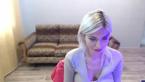 Snapshot of sexybeatriice chatting on 10/11/25, 06:34 sexybeatriice online show from 10/11/25, 06:34