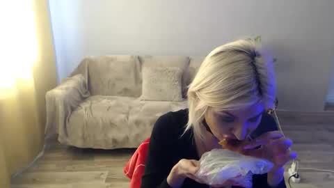 sexybeatriice online show from 03/31/26, 06:25