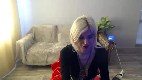 sexybeatriice online show from 05/13/26, 07:06