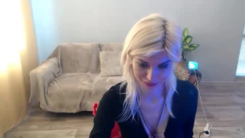 sexybeatriice online show from 05/15/26, 06:42
