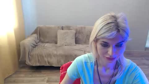 sexybeatriice online show from 06/04/26, 07:14