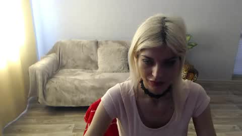 sexybeatriice online show from 06/29/26, 06:08