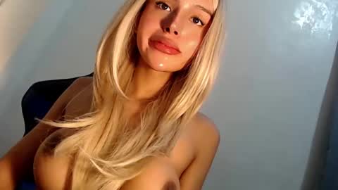 Snapshot of sexybite1 chatting on 02/11/25, 12:48 Seraphina Blaze online show from 02/11/25, 12:48