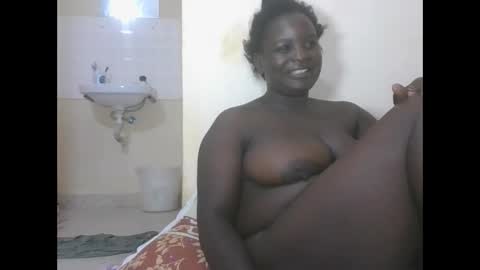 Snapshot of sexyblackgal10 chatting on 11/04/25, 10:42 sexyblackgal10 online show from 11/04/25, 10:42
