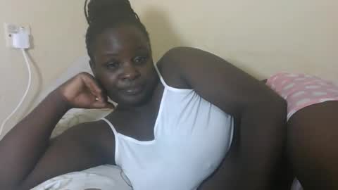 Snapshot of sexyblackgal10 chatting on 11/23/25, 08:52 sexyblackgal10 online show from 11/23/25, 08:52