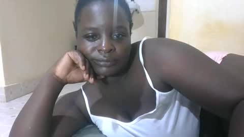 Snapshot of sexyblackgal10 chatting on 12/05/25, 06:15 sexyblackgal10 online show from 12/05/25, 06:15