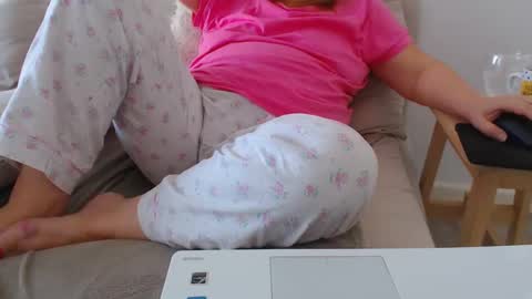 Sexyblonde4u58 online show from 02/19/25, 12:22