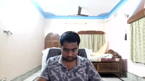 xcxcxcx online show from 10/10/25, 06:40