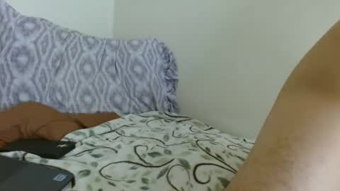 Snapshot of sexyboylatino19cm chatting on 02/11/25, 05:18 Daniel online show from 02/11/25, 05:18