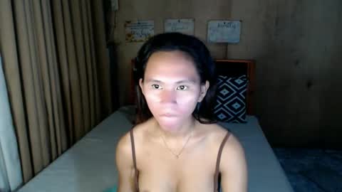 Snapshot of sexybriannabonita chatting on 06/04/26, 11:27 sunshine online show from 06/04/26, 11:27