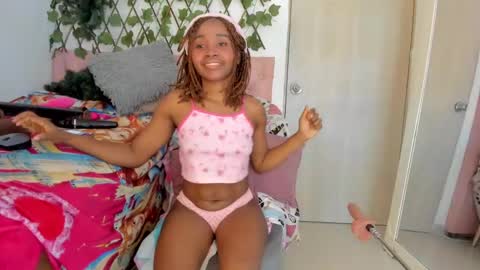 sofia online show from 03/12/25, 08:31