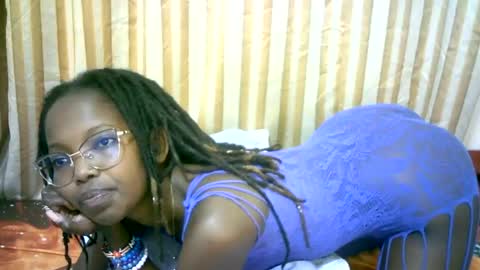 Snapshot of sexycandy2389 chatting on 06/19/26, 02:54 Candy online show from 06/19/26, 02:54