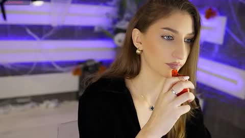 Celline online show from 10/30/25, 05:42