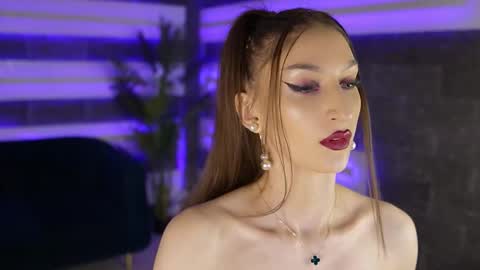 Celline online show from 12/16/25, 05:34