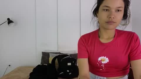 chanell and yina online show from 02/26/26, 01:43