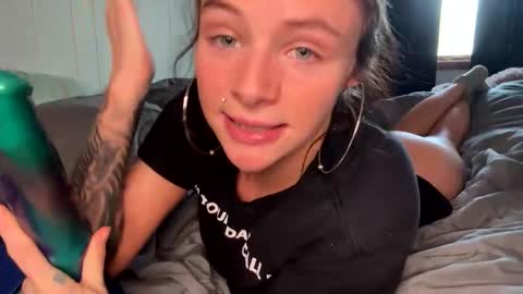 Snapshot of sexychas28 chatting on 02/25/26, 09:35 Chasity online show from 02/25/26, 09:35