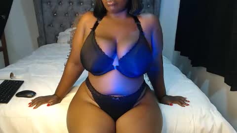 Snapshot of sexychocco_ chatting on 10/30/25, 07:25 sexychocco online show from 10/30/25, 07:25