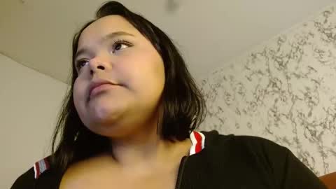 Eva online show from 10/31/25, 03:07