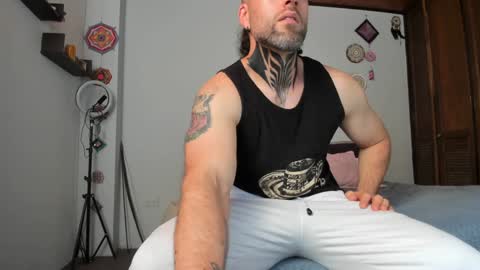 Antonioylola online show from 12/25/24, 08:28