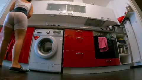 Snapshot of sexydea chatting on 07/24/26, 10:57 XDA online show from 07/24/26, 10:57