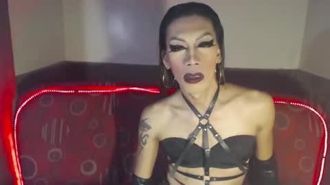 Devine online show from 03/07/26, 05:32