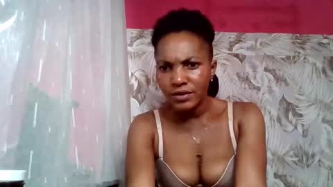 sexydoll32 online show from 06/05/26, 07:47
