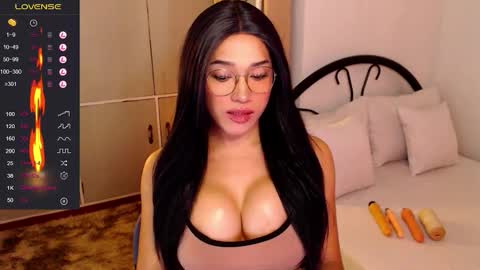 Snapshot of sexydrivekelly chatting on 10/13/25, 12:21 Kelly online show from 10/13/25, 12:21