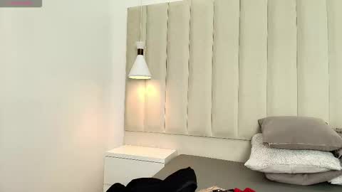 Vanessa online show from 11/14/25, 08:29