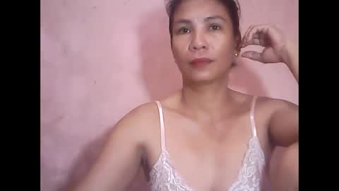 Snapshot of sexyexotica1 chatting on 05/17/26, 11:34 sexyexotica1 online show from 05/17/26, 11:34