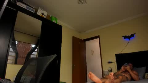 chris online show from 11/07/25, 04:51